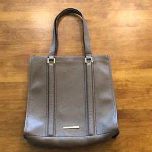 STEVE MADDEN Tote Bag Purse Vegan Leather Taupe Gold Hardware Magnetic Closure